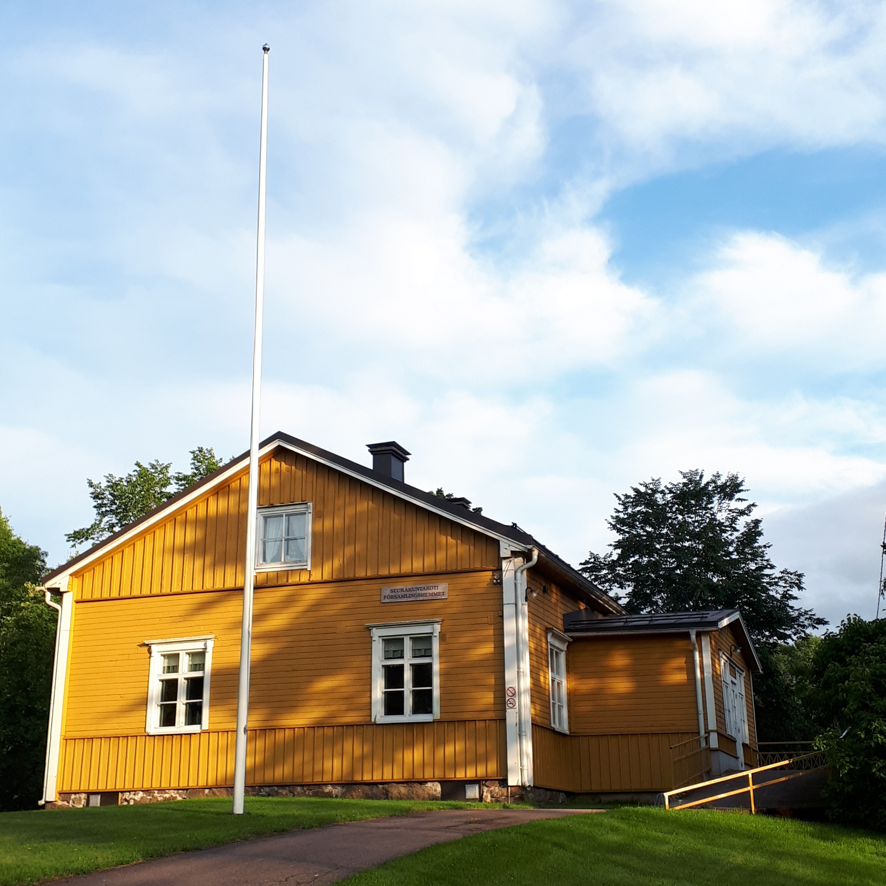 Brukets församlingshem Brukets församligshem
